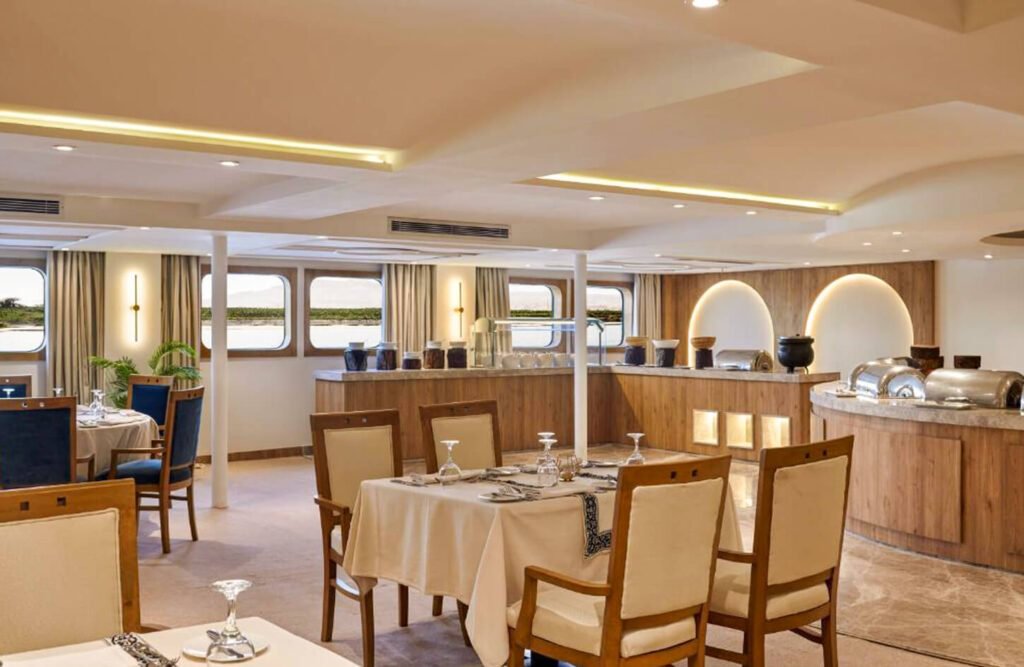 Mövenpick MS Royal Lotus Cruise photo 4