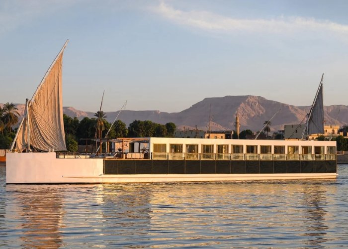 Lumiere Dahabeya Nile Cruise